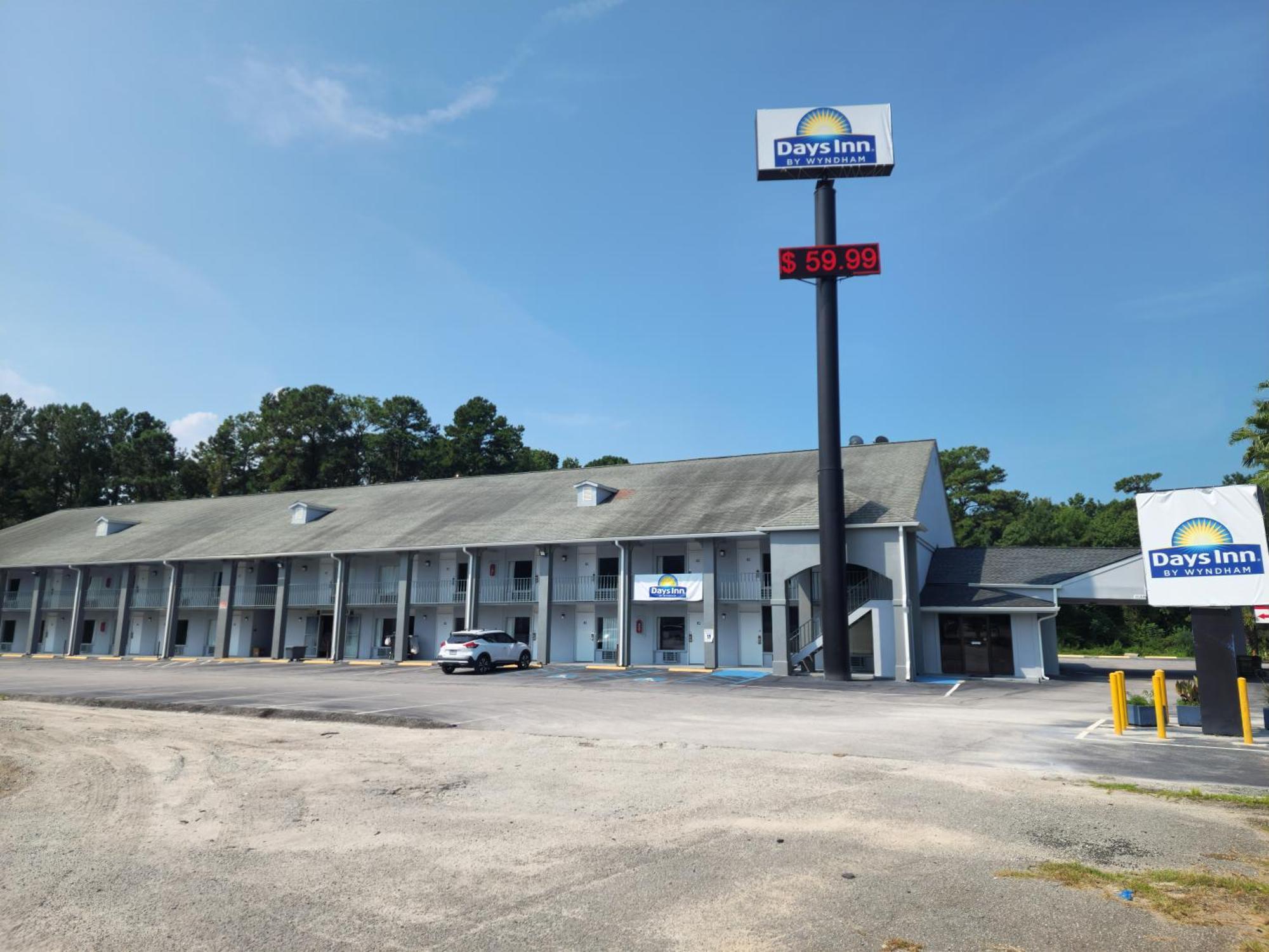 Days Inn By Wyndham Hardeeville Near Hilton Head Exterior photo