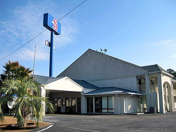 Days Inn By Wyndham Hardeeville Near Hilton Head Exterior photo